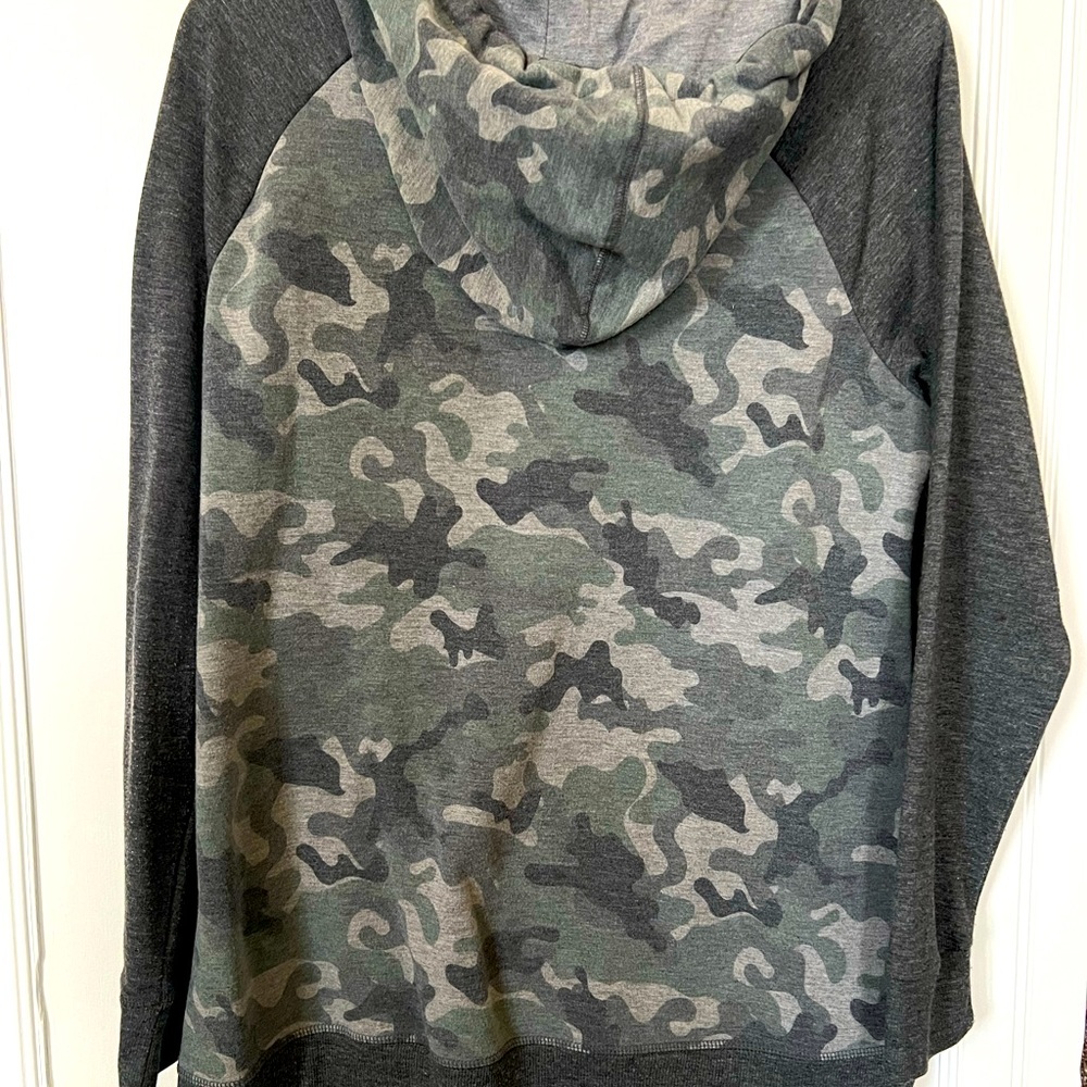 Maurice’s fashion hoodie - Camo